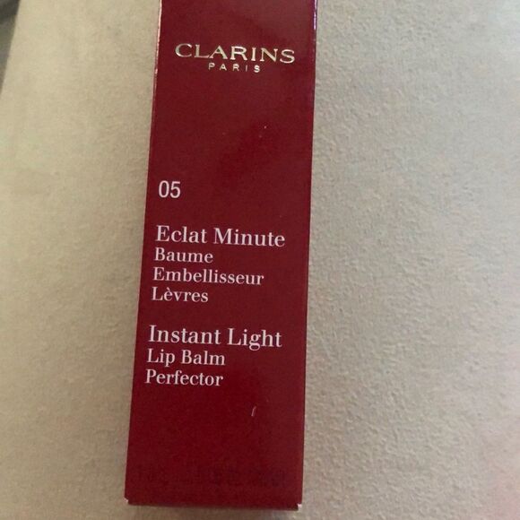 CLARINS INSTANT LIGHT LIP BALM PERFECTOR-RED - Picture 2 of 2
